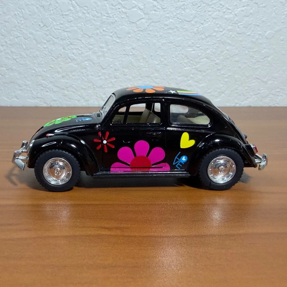 Kinsmart 1967 Volkswagen Beetle 1/32 Diecast Pull Back Black Hippie Car Bug